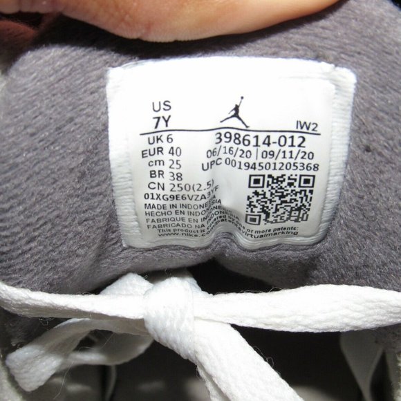 Jordan Gray and Black Athletic Shoes - Picture 9 of 9